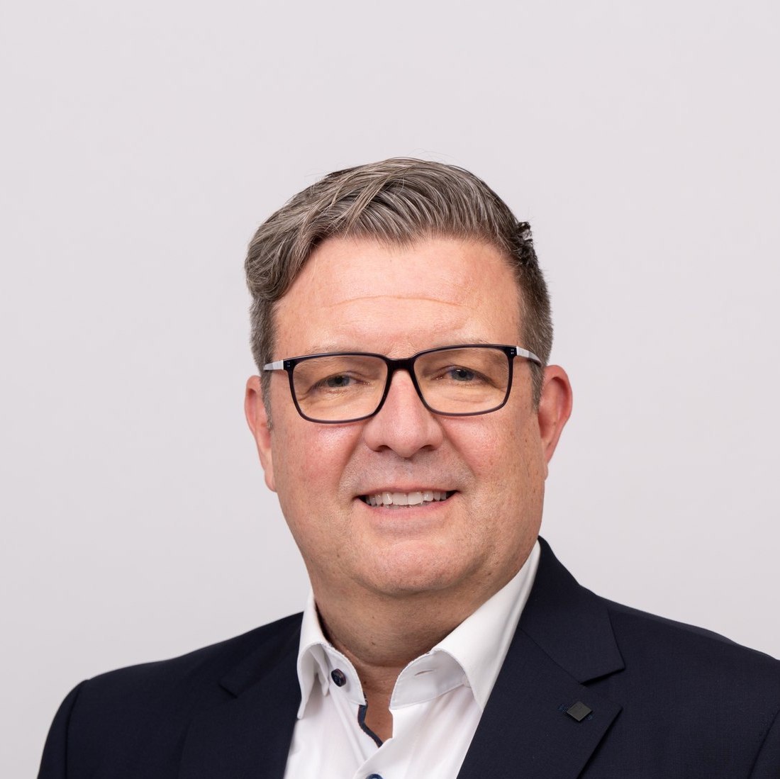 Porträtbild Holger Wilhelm