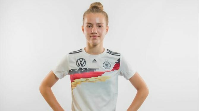 Fußballspielerin Sara Ritter.