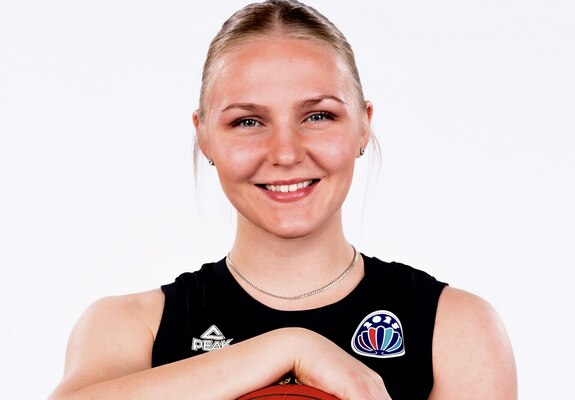 Portrait von Jessika Schiffer