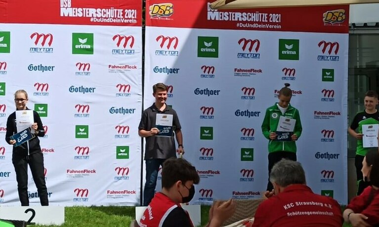 image-4045