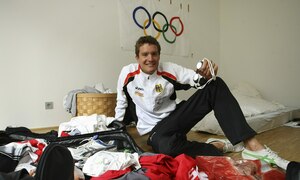 Jan Frodeno in seinem Zimmer im Haus der Athleten 2008