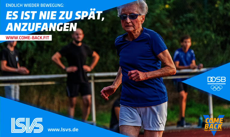 Seniorensportlerin beim Laufen.